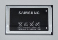 Batterie de t�l�phone cellulaire (charg�e).