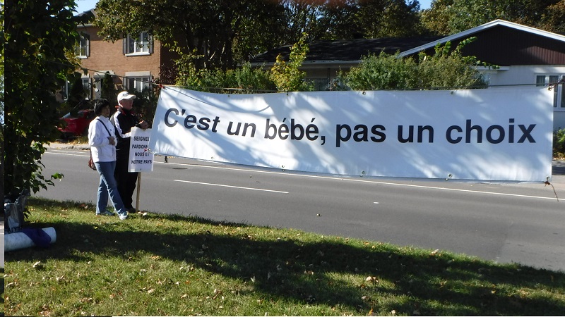 Notre banni�re: C'est un b�b�, pas un choix.
